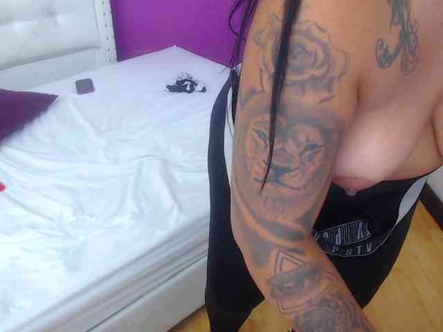 fat-naughtyass webcam