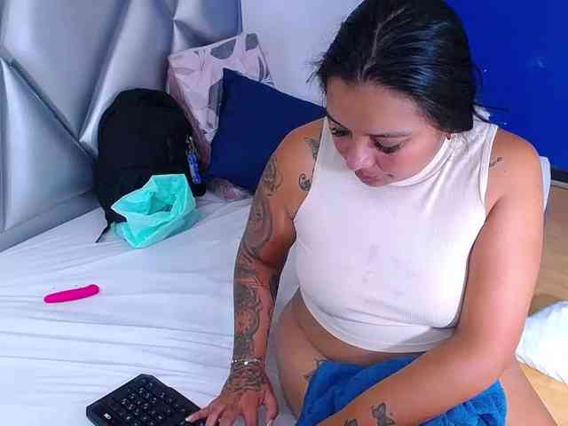 fat-naughtyass webcam