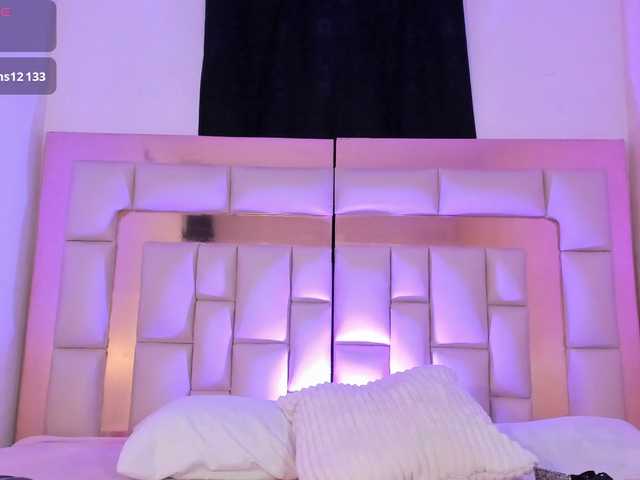 Ariannacollinsvip's BongaCams show and profile