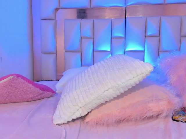 Ariannacollinsvip's BongaCams show and profile