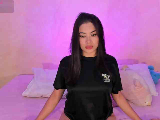 Ariannacollinsvip webcam