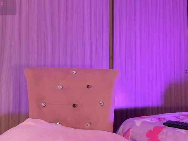 Ariannacollinsvip webcam