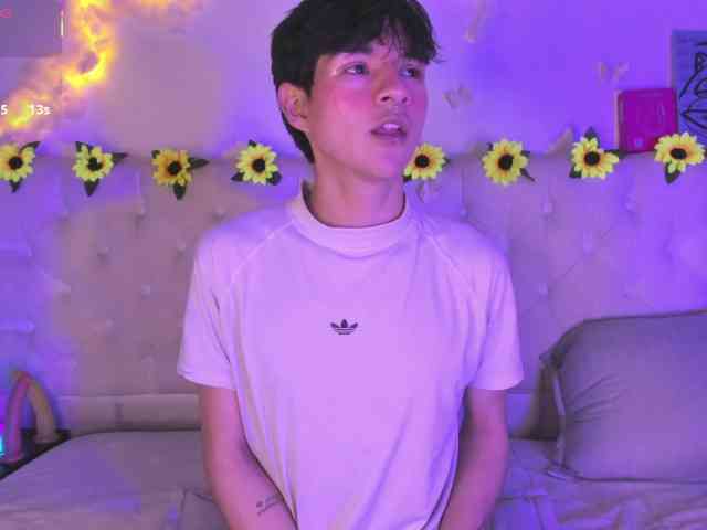 AleAurarashi Live Webcam on BongaCams