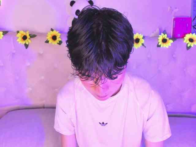 AleAurarashi Live Webcam on BongaCams