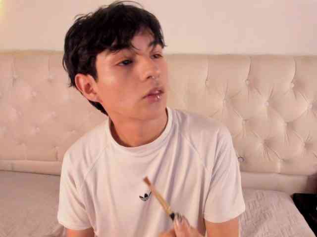 AleAurarashi AleAurarashi