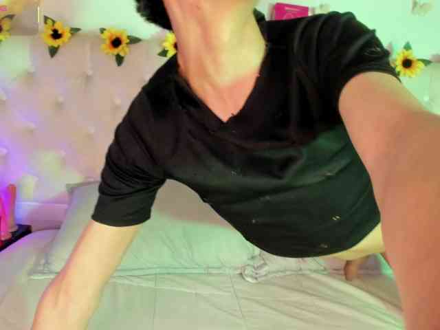 AleAurarashi Live Webcam on BongaCams