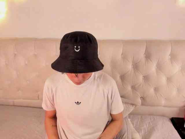 AleAurarashi AleAurarashi