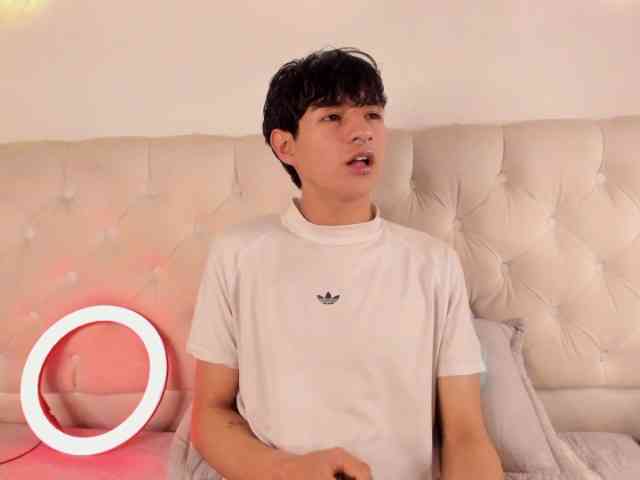 AleAurarashi AleAurarashi