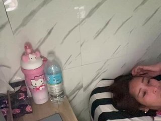 Hell_Kitty Porn Show