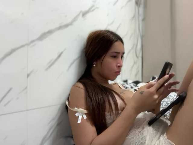 cutiepinayxx's BongaCams show and profile