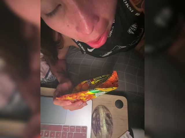 cutiepinayxx's BongaCams show and profile