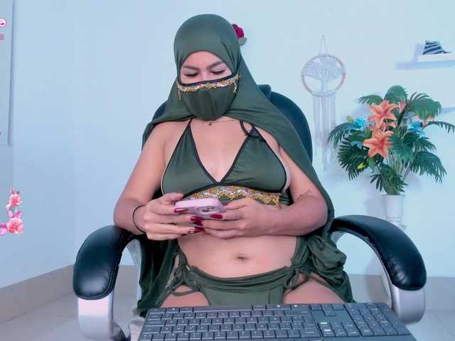 may-hadi's BongaCams show and profile