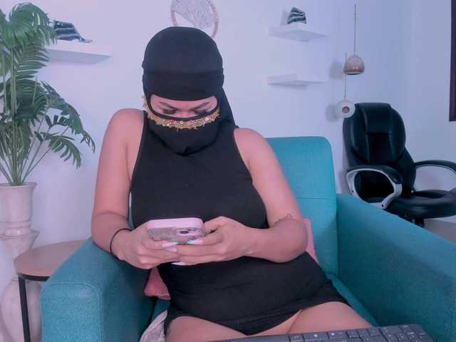 may-hadi's BongaCams show and profile