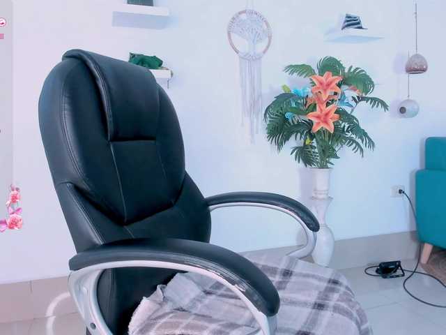 may-hadi's BongaCams show and profile