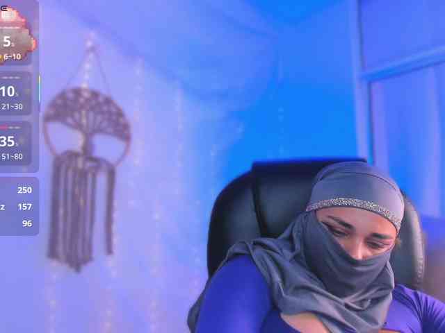 amila-hagda's webcam live show
