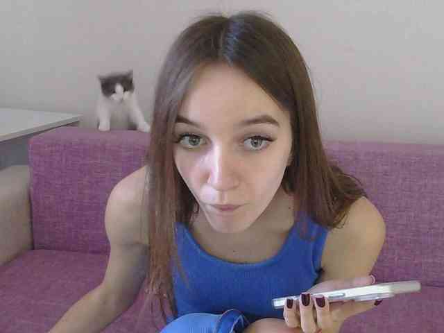 NotSoSweetDasha webcam