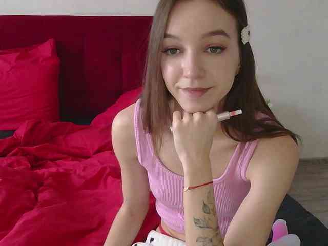 NotSoSweetDasha webcam