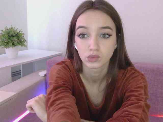 NotSoSweetDasha webcam