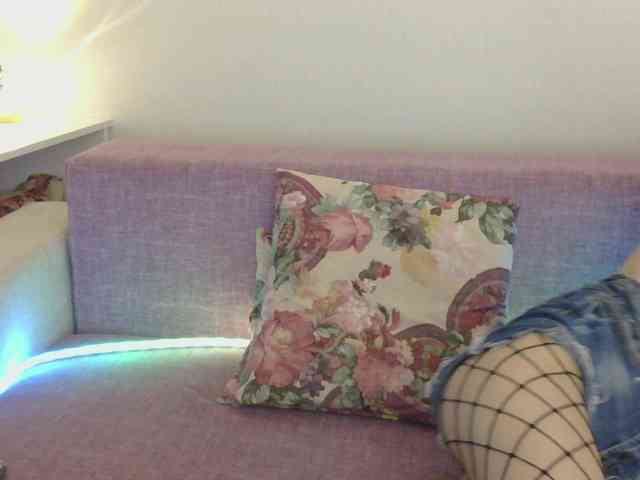 NotSoSweetDasha webcam