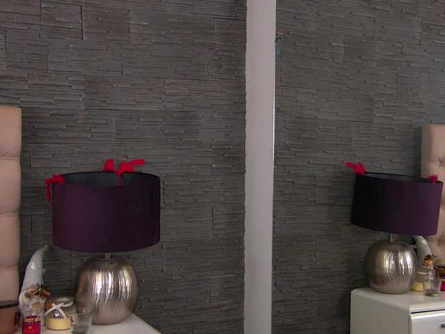 VannyFoxx's BongaCams show and profile