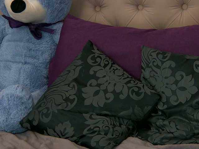 VannyFoxx — Skinny, petite, playfull ready to take every inch of your cock FAV VIBE: 38| 78 | 111 | 222 | 444