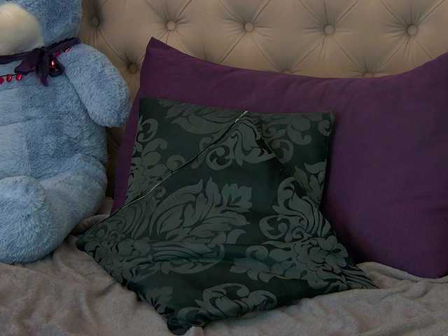 VannyFoxx's BongaCams show and profile