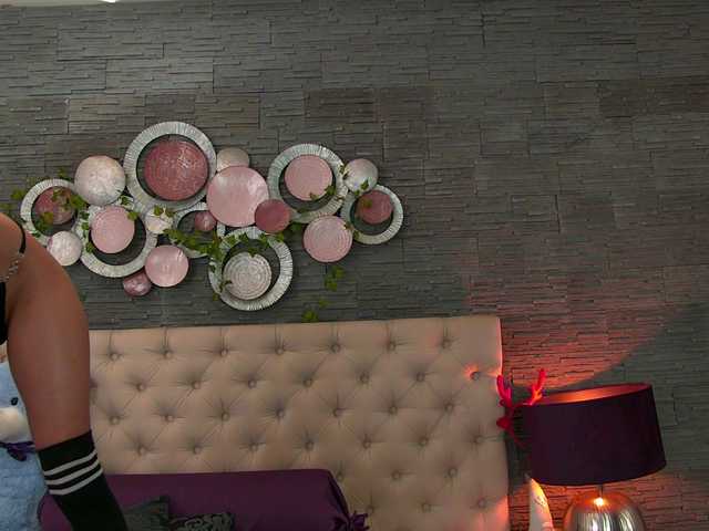 VannyFoxx's BongaCams show and profile