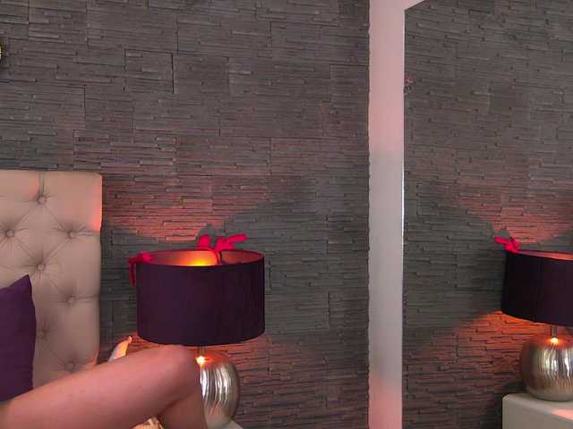 VannyFoxx's BongaCams show and profile