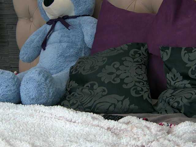 VannyFoxx's BongaCams show and profile