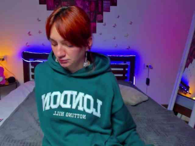 ArinaWinss webcam