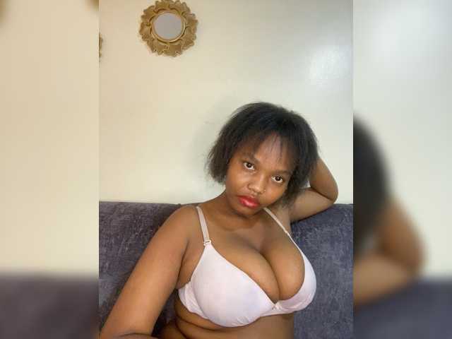  Curvy-maxy9 chat room