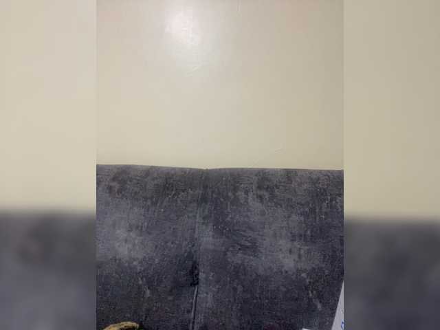 Curvy-maxy9's BongaCams show and profile