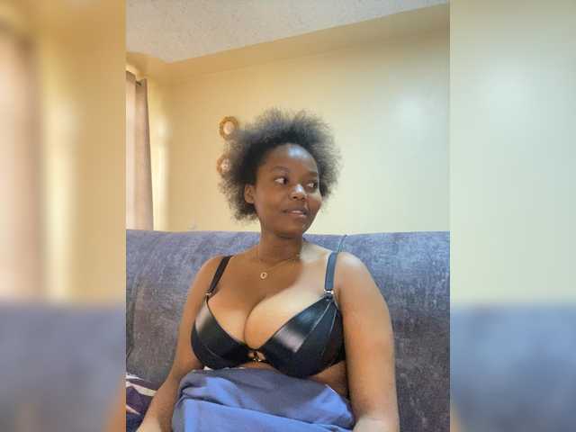 Kooky Curvy-maxy9 from BongaCams gets her shape banged on video! Curvy-maxy9 from BongaCams