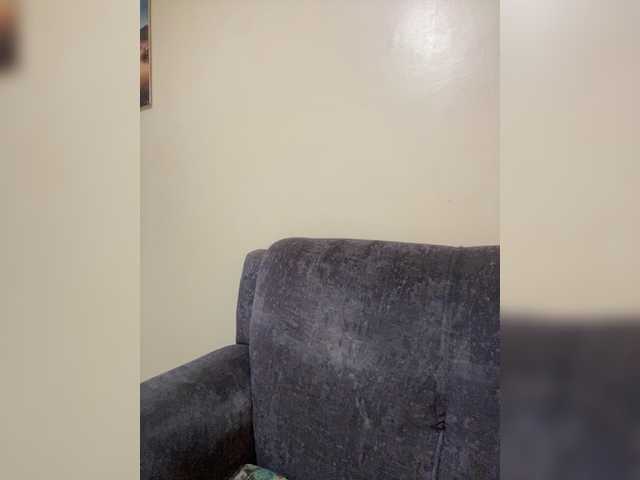 Curvy-maxy9's BongaCams show and profile