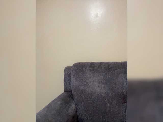 Curvy-maxy9's BongaCams show and profile