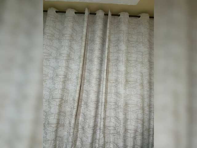 Curvy-maxy9's BongaCams show and profile