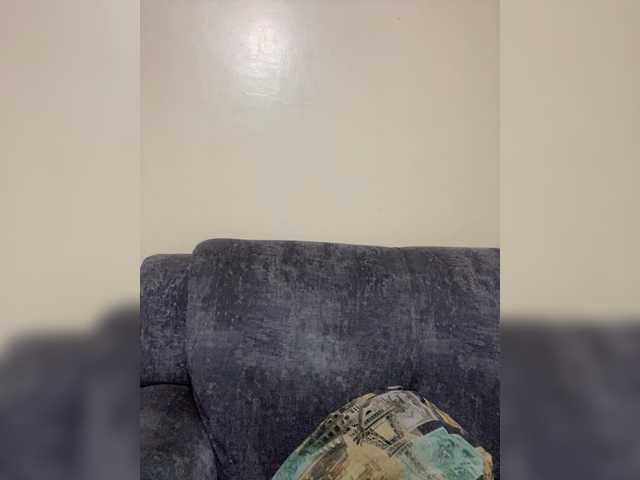 Curvy-maxy9's BongaCams show and profile