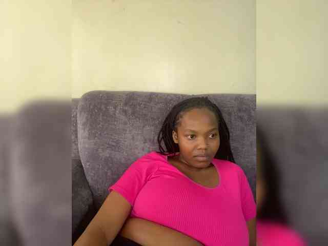 Curvy-maxy9 Curvy-maxy9