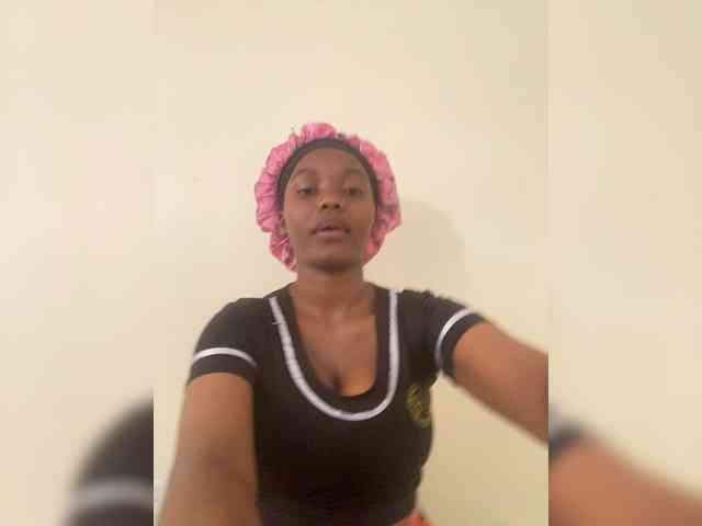 Curvy-maxy9 Curvy-maxy9