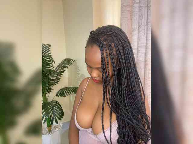 Curvy-maxy9 Curvy-maxy9