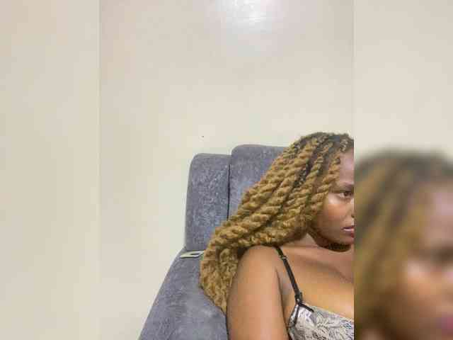 Curvy-maxy9 Curvy-maxy9