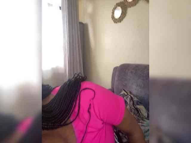 Curvy-maxy9 Curvy-maxy9