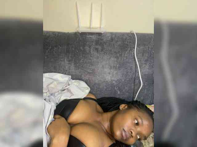 Curvy-maxy9 Curvy-maxy9