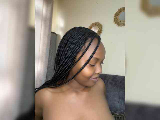 Curvy-maxy9 Curvy-maxy9