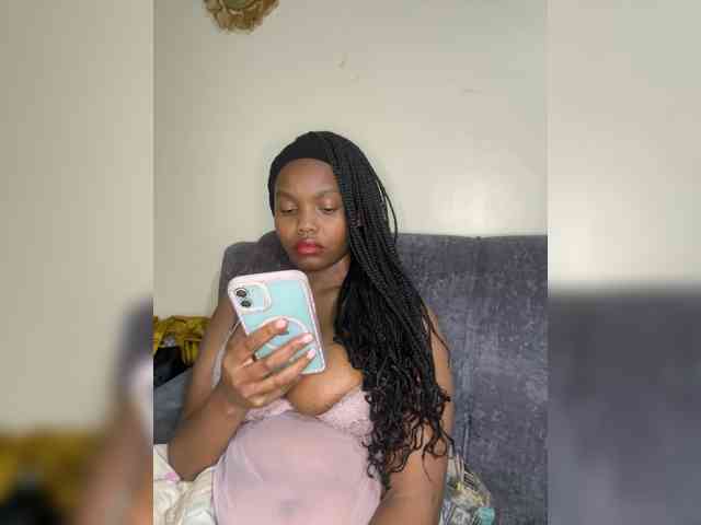 Curvy-maxy9 Curvy-maxy9