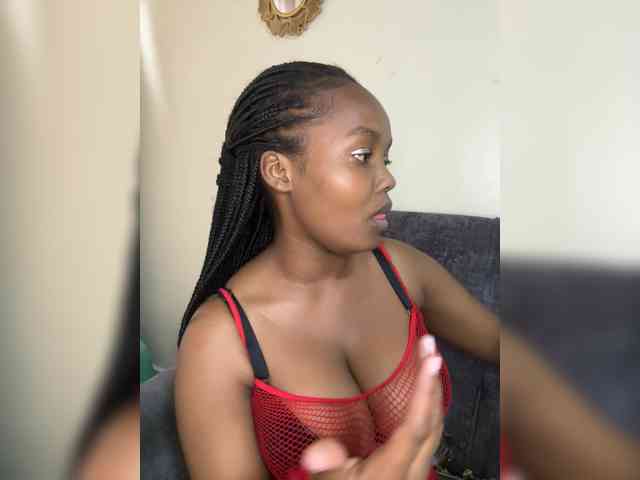 Curvy-maxy9 Curvy-maxy9