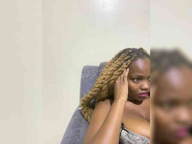 Curvy-maxy9 Curvy-maxy9