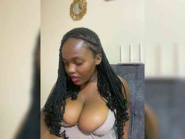 Curvy-maxy9 Curvy-maxy9