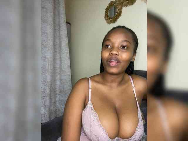 Curvy-maxy9 Curvy-maxy9