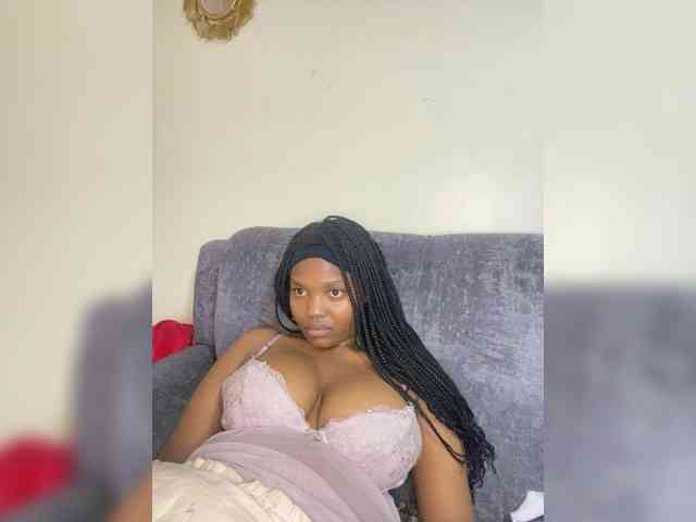 Curvy-maxy9 Curvy-maxy9